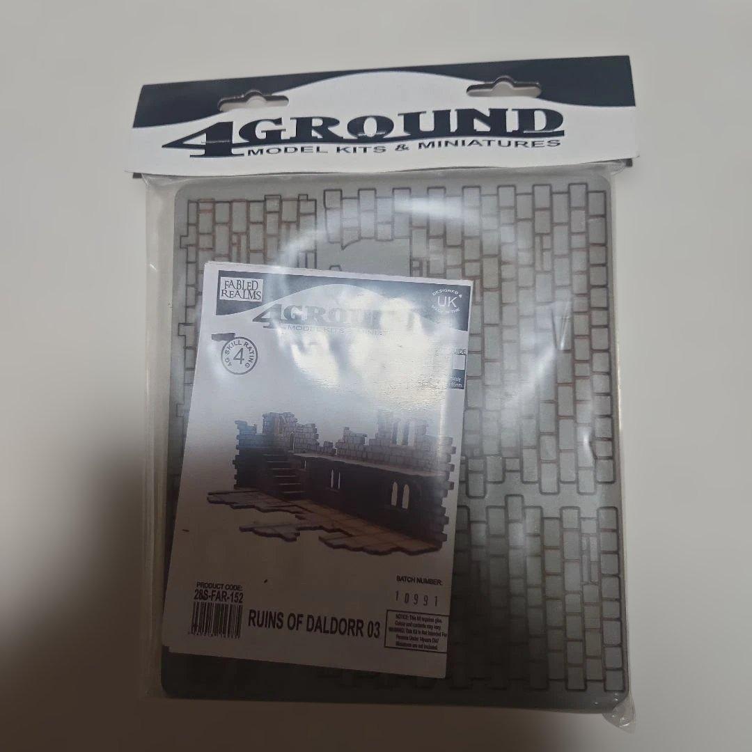 4Ground Ruins 塗装済み立体廃墟ダンジョン　海外製