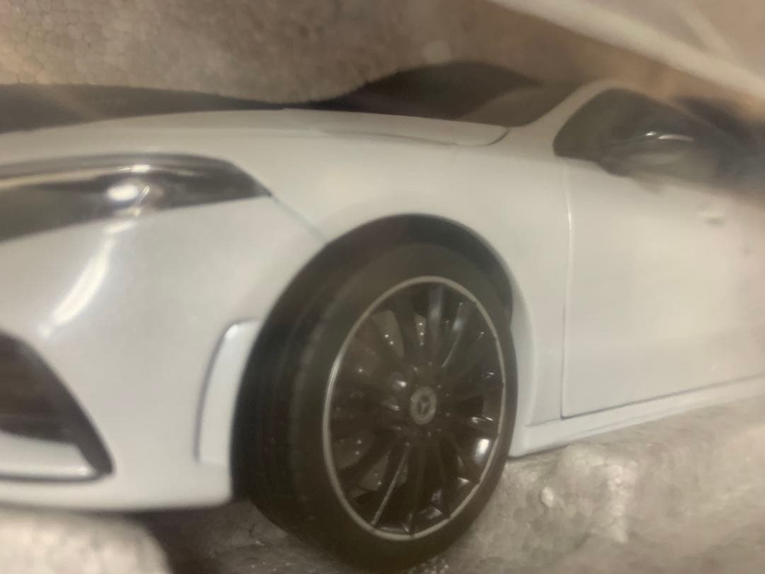 メルセデス・ベンツ Aクラス 1:18 ミニカー