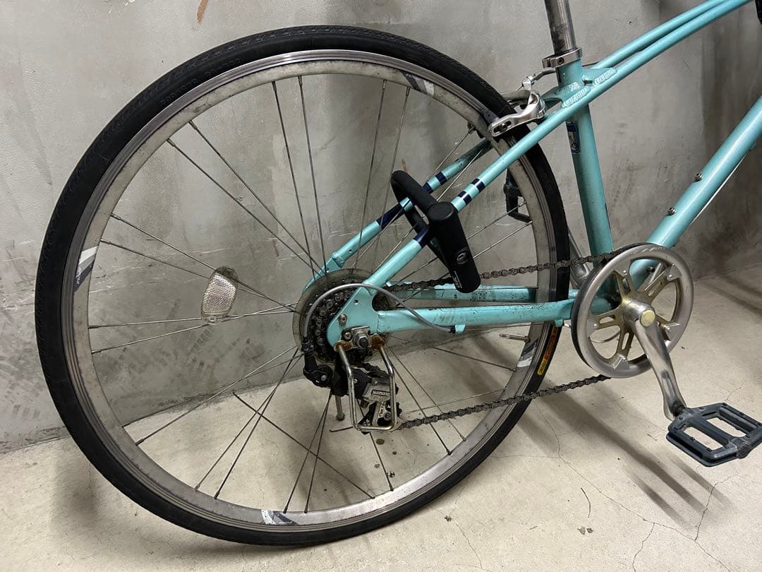 自転車　シティバイク　水色