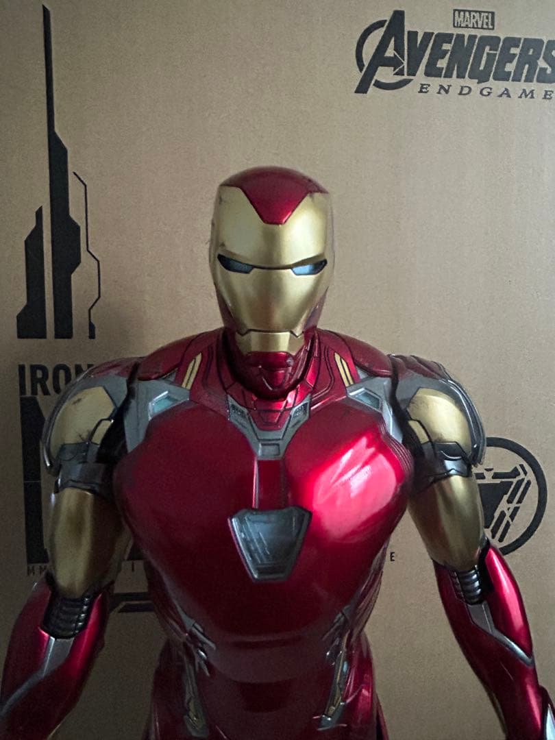 hottoys アイアンマン マーク85