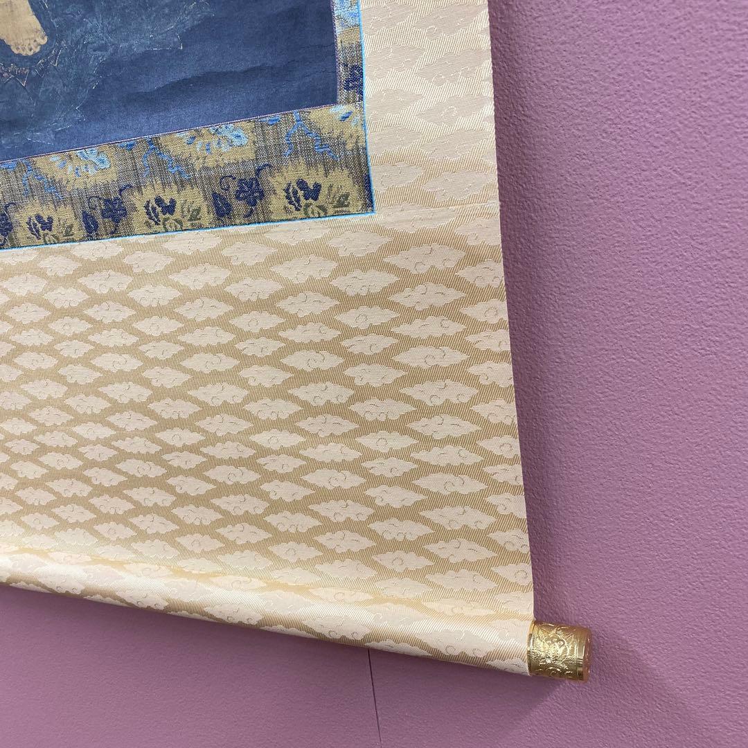 美品 掛け軸 紺紙 阿弥陀如来図 仏画 仏教美術 美術館監修 年中掛け