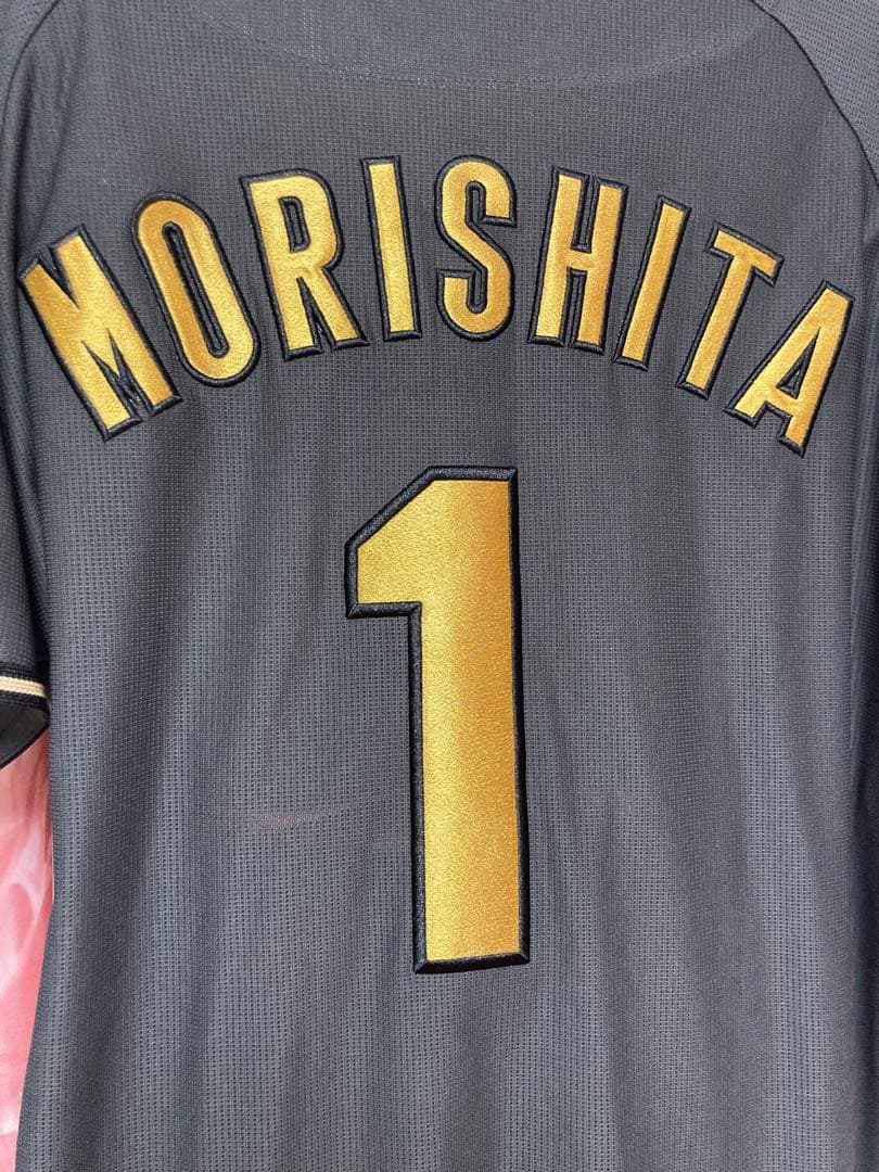 阪神タイガース　森下翔太　ブラックダイナマイトレプリカユニフォーム　サイズM