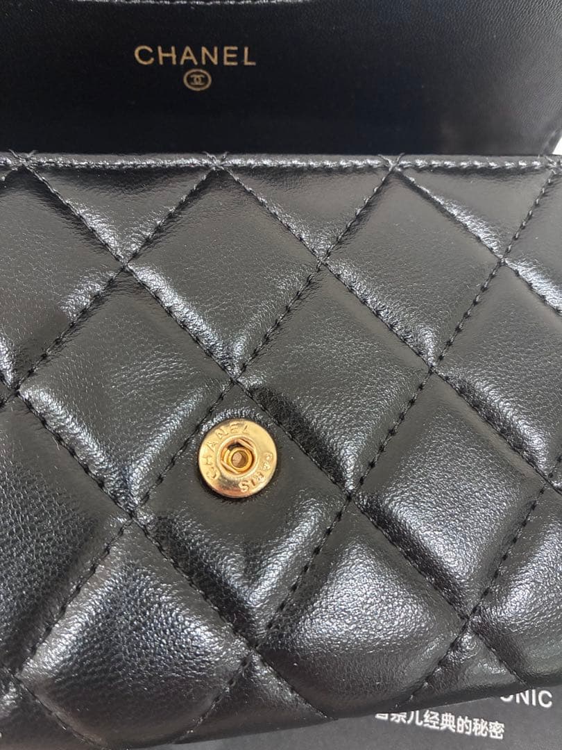 CHANEL ラムスキン　チェーンウォレット　 ショルダー　シャネルノベルティ