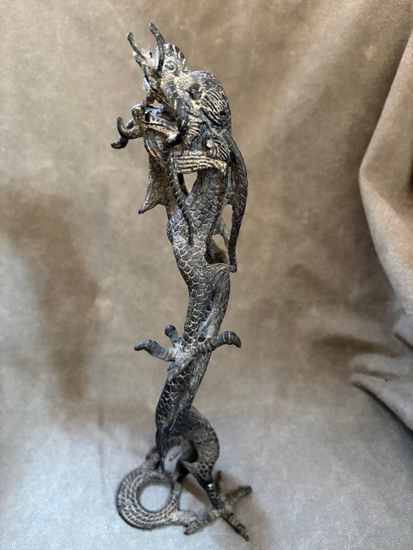 昇龍　ドラゴン　縁起物　青銅　置物