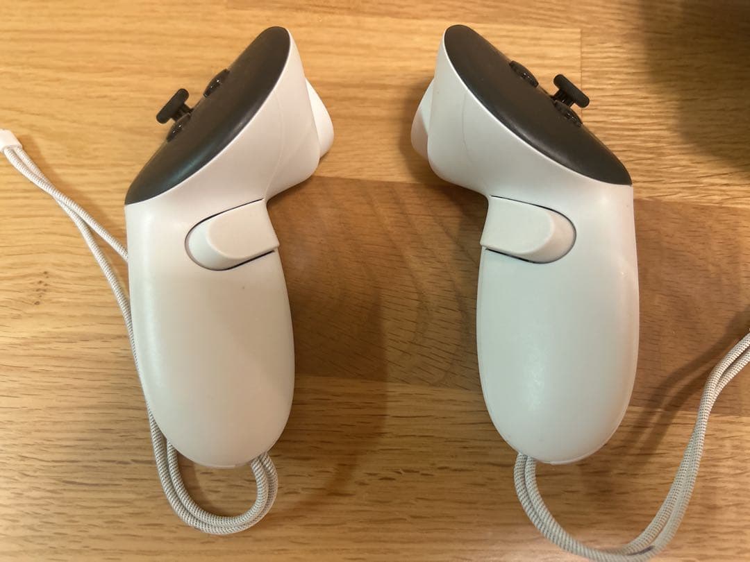 VRヘッドセットとコントローラーセット  Quest 3S 128GB