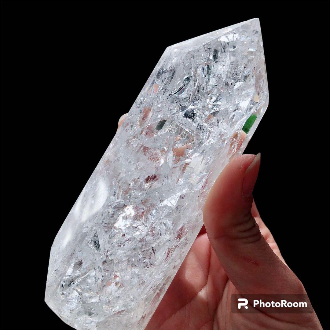 【オススメ】☆レインボー入りクラック水晶ポイント☆