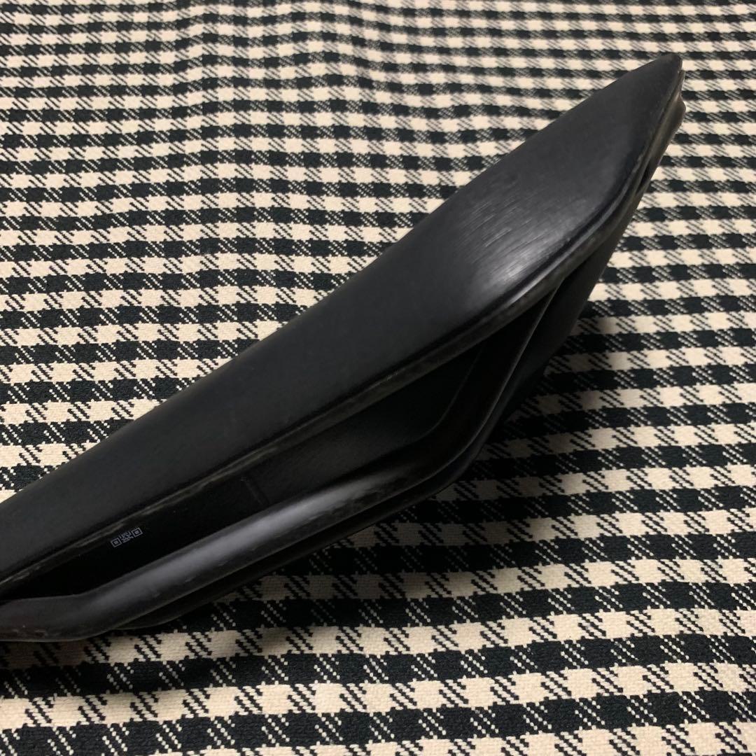 fi'zi:k フィジーク VENTO ARGO 00 サドル 140mm