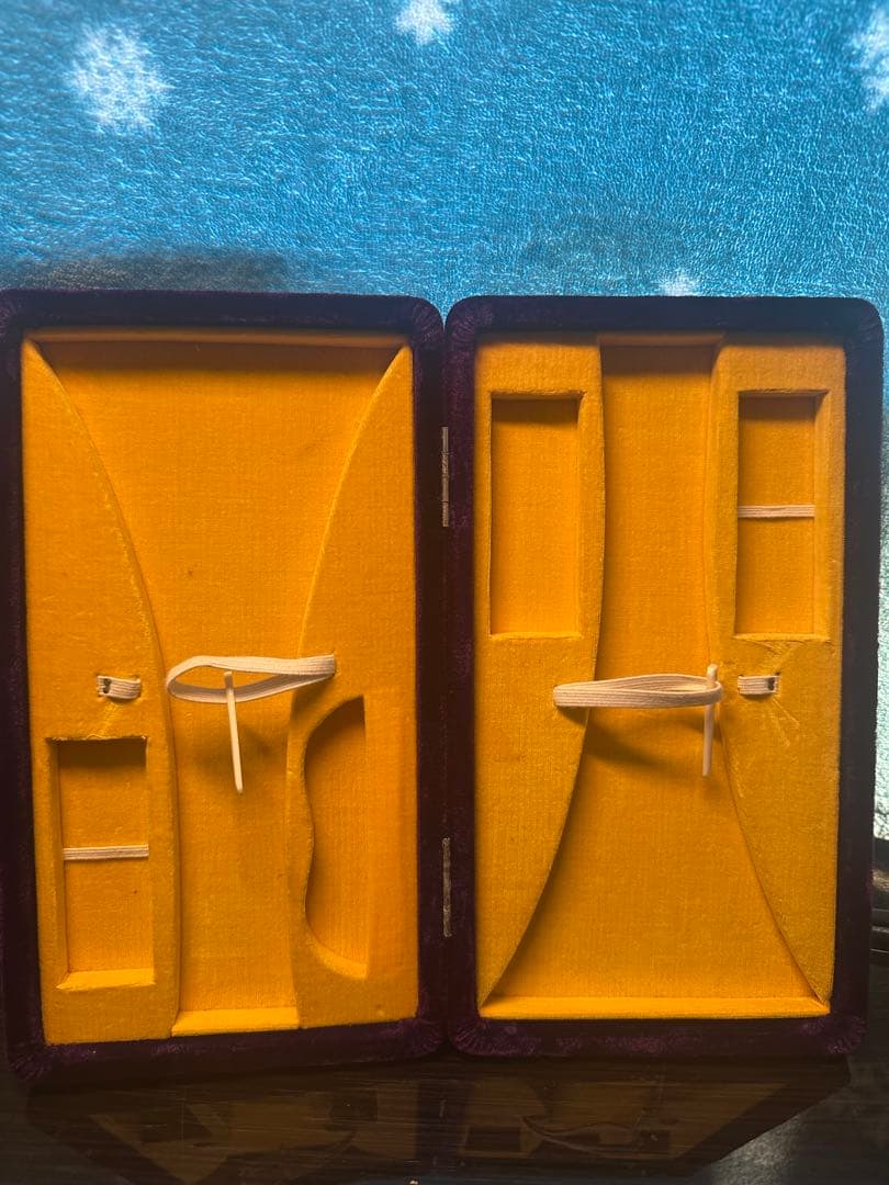 【美品】津軽三味線　鼈甲撥　二本セット 撥ケース付き