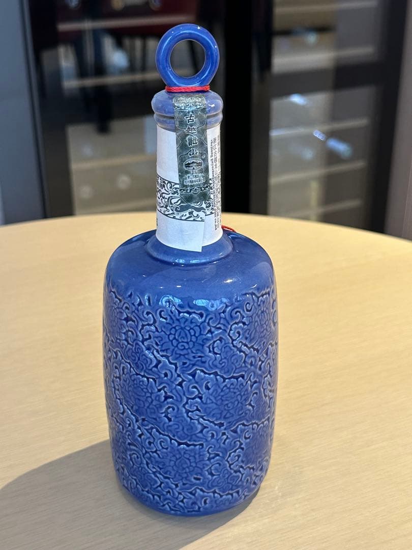 古越龍山 40年　紹興酒　希少 古酒　陶器ボトル