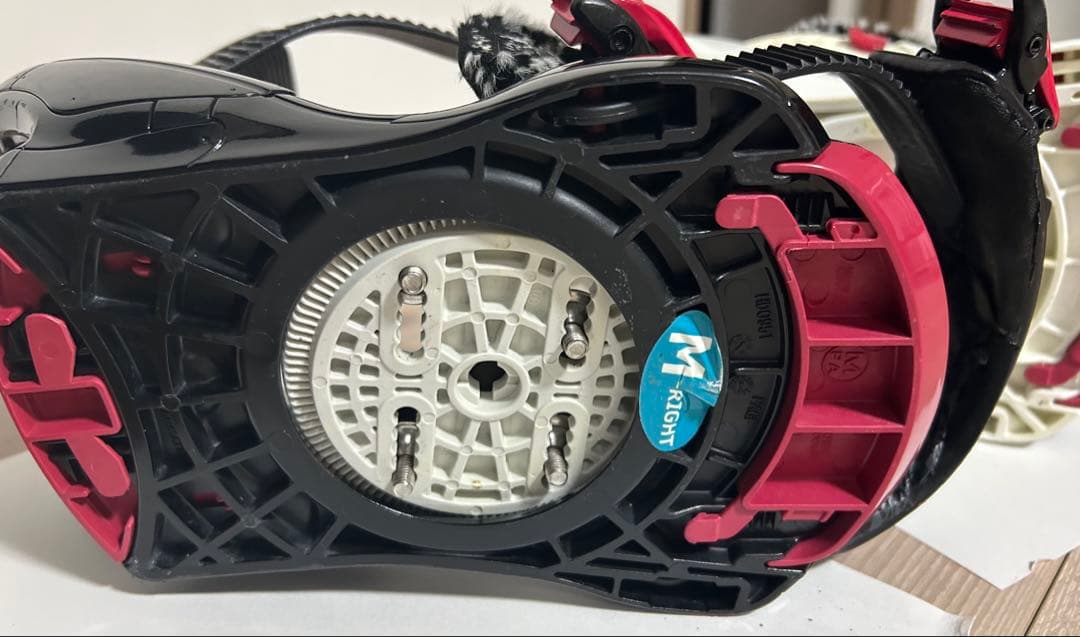 スノーボードバインディング　KJOモデルMG