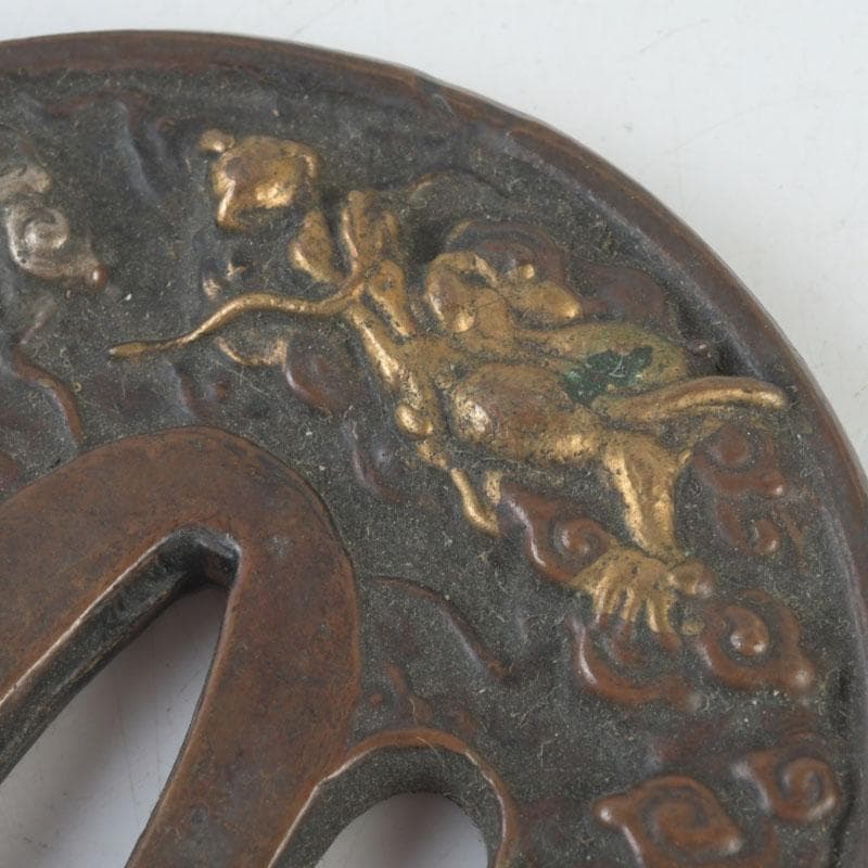 武具　刀装具　古銅　雲龍紋鍔　時代箱　C　9456
