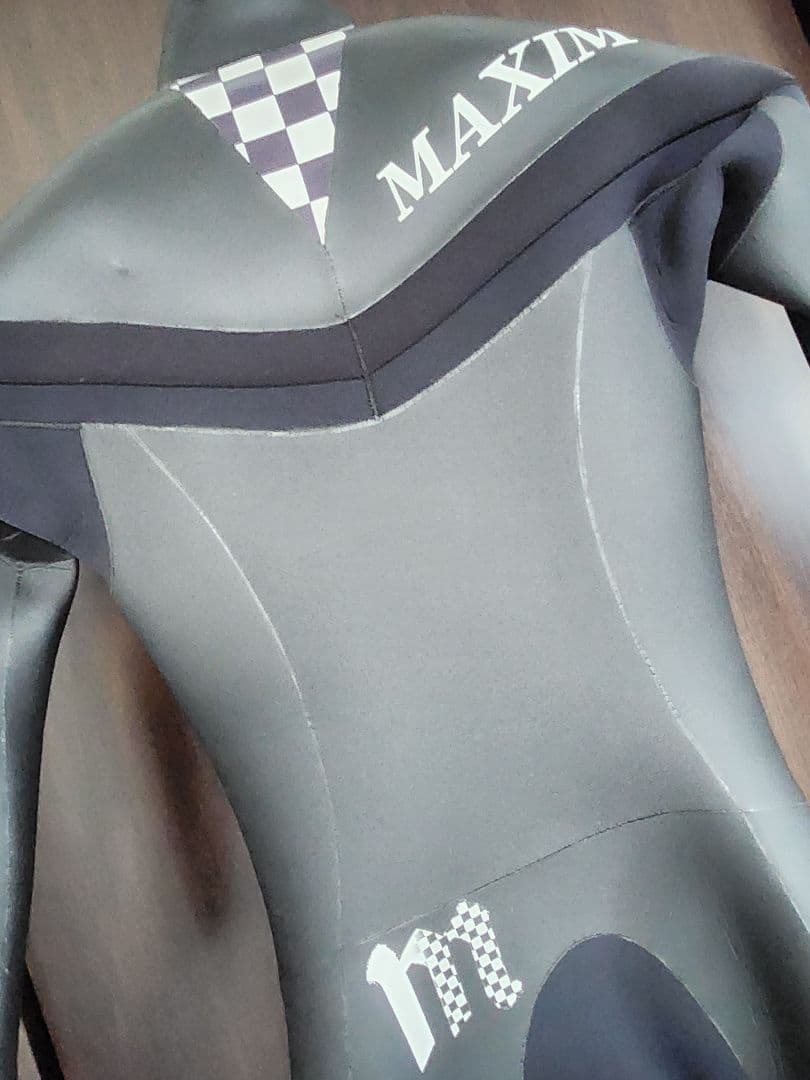 マキシムMAXIMセミドライスーツ5×3㎜