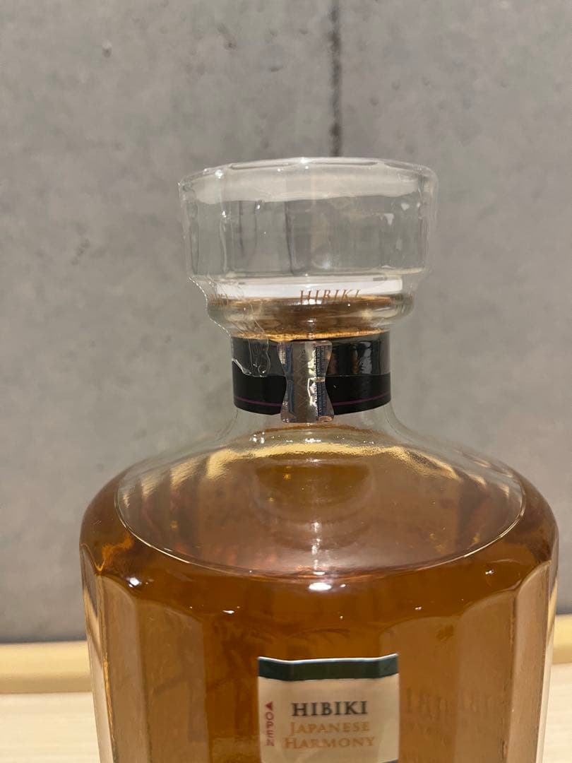 サントリー SUNTORY 響 ジャパニーズハーモニー 700ml