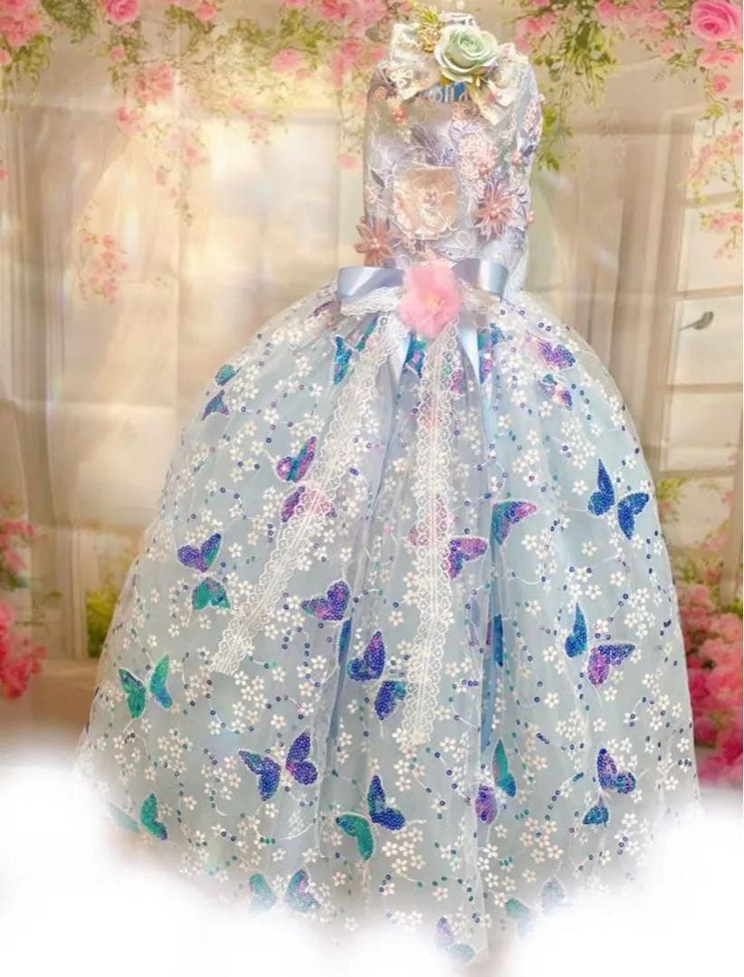 豪華ロングドレス蝶と花の刺繍ドレス　犬服　猫服