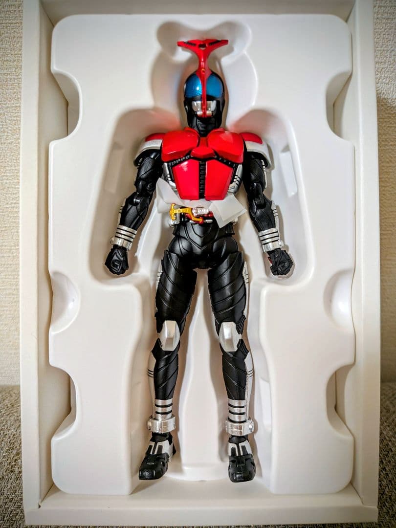 S.H.Figuarts 仮面ライダーカブト　ライダーフォーム　真骨彫