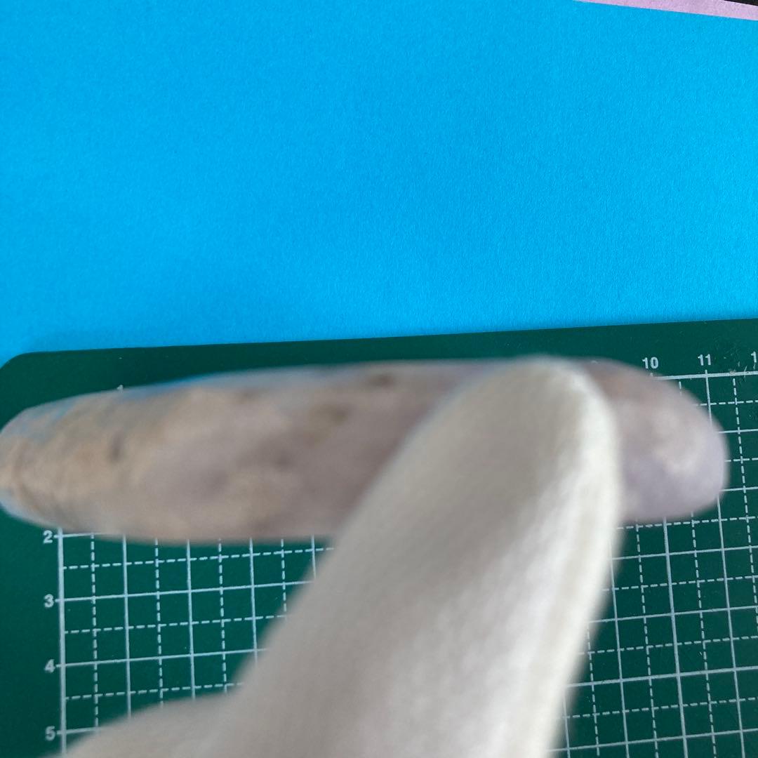 ラベンダー翡翠　ひすい　糸魚川産