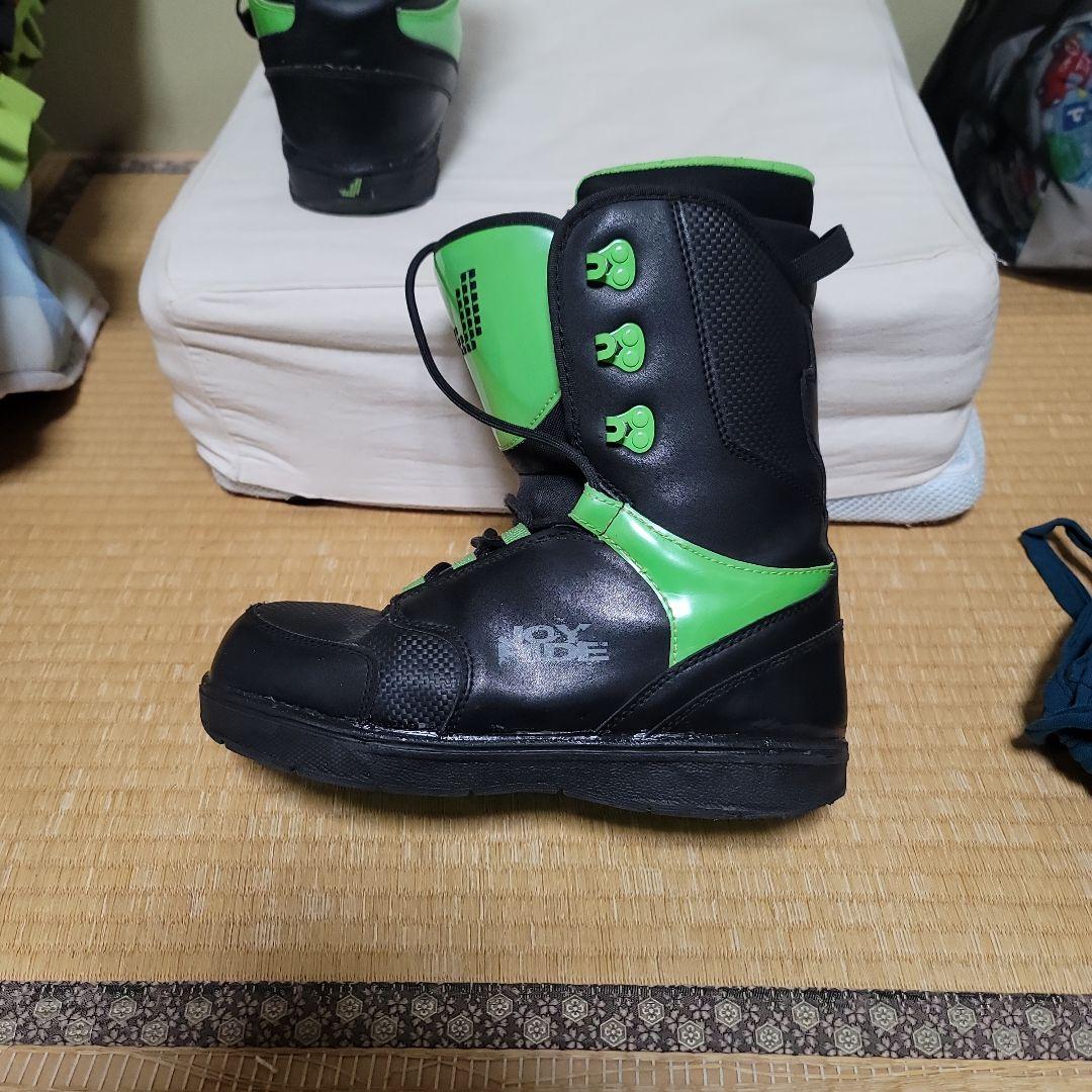 JOYride スノーボードブーツ 黒と緑