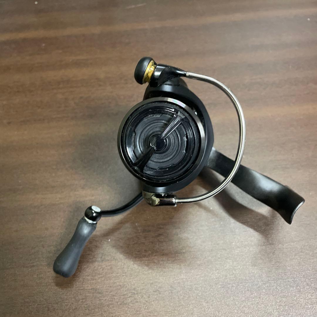 TATULA LT 2000S-XH スピニングリール