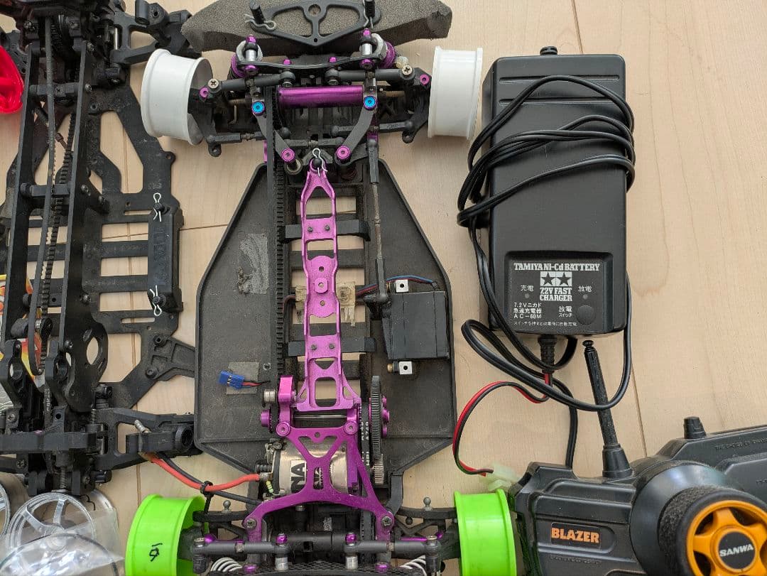 ジャンク品 部品取り ラジコン シャーシ プロポ タイヤ等