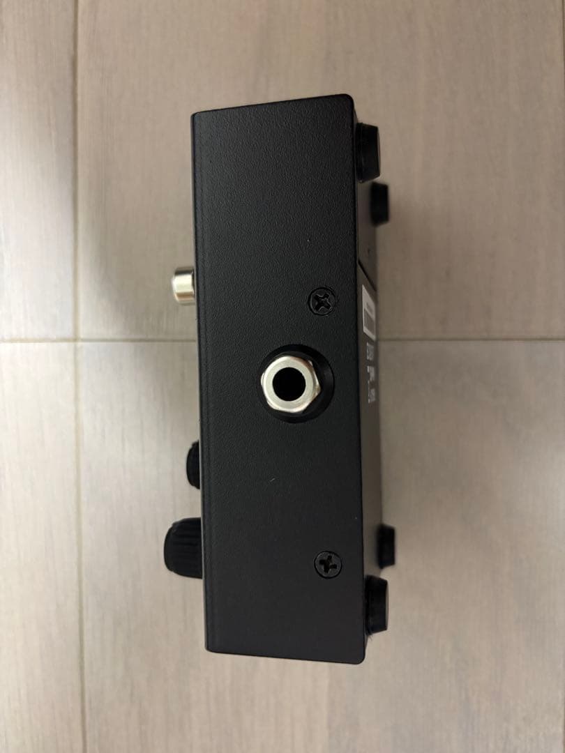 Sadowsky bass preamp 箱付き