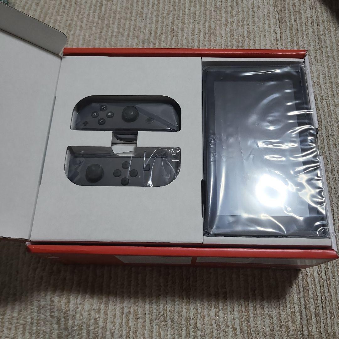 【新品未使用】Nintendo Switch 本体 グレー Joy-Con付き