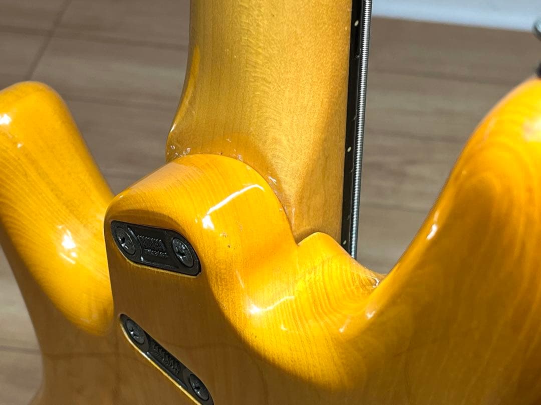 エレキベース ヤマハ モーションB MOTION B 木目 / ビンテージ