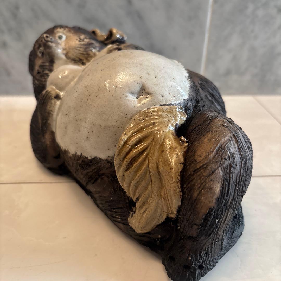 ヴィンテージ　希少なブルーの瞳で色っぽ過ぎる縁起の良い女子タヌキ陶器