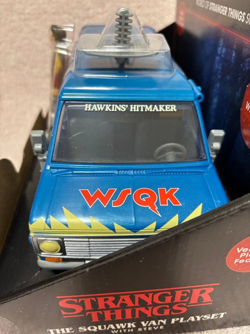 レア スティーブ WSQKバン フィギュア ストレンジャーシングス 海外限定 B