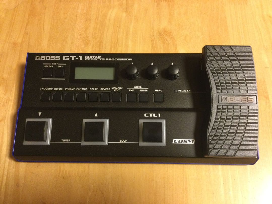 BOSS GT-1 ギターエフェクター GT-1の教科書、説明書付き