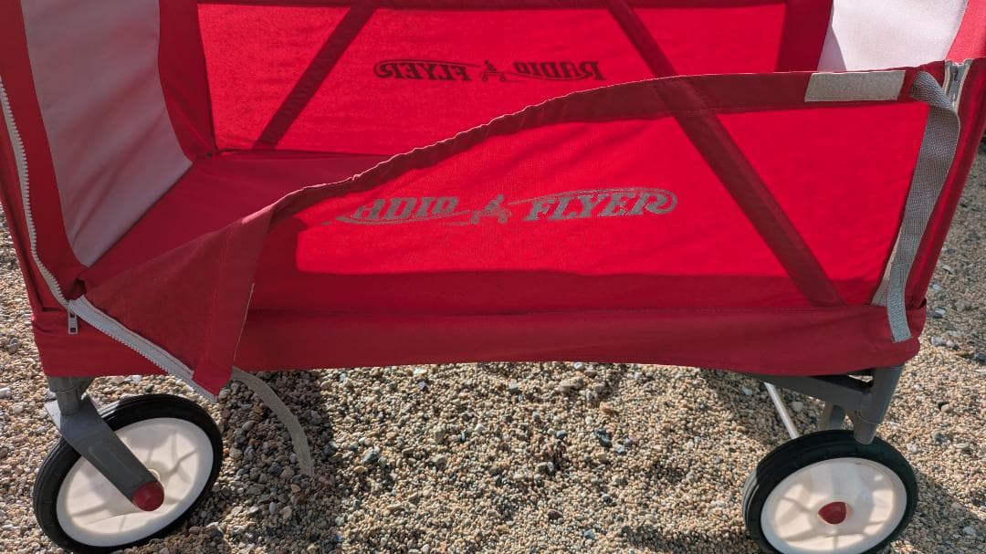 Radio Flyer カート 赤