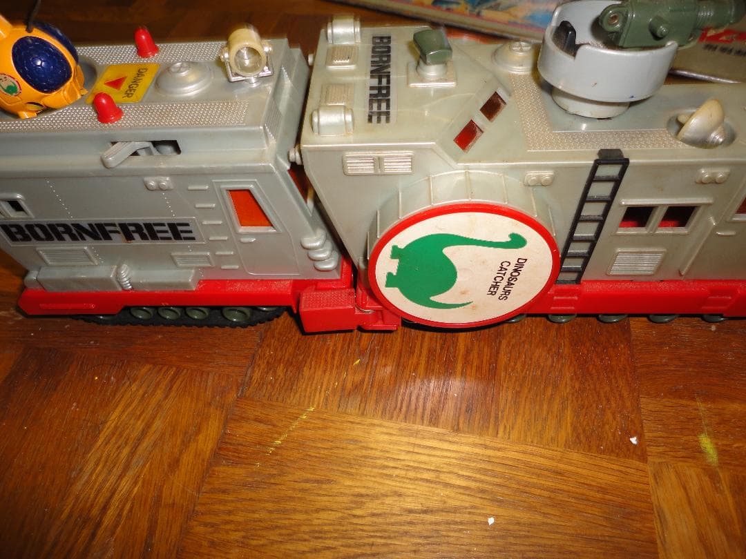 恐竜探検隊ボーンフリー号