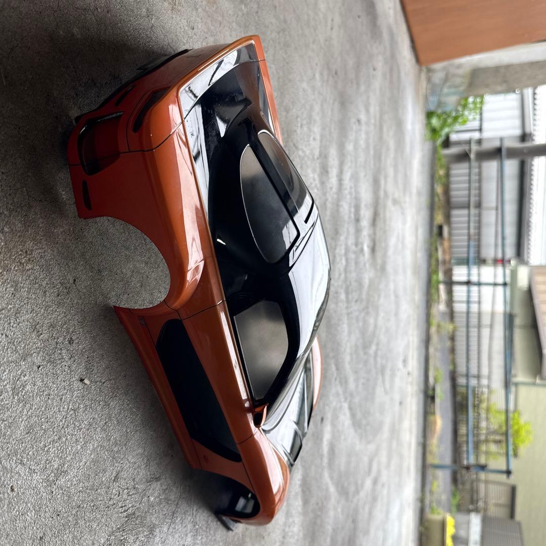 オレンジ黒スポーツカーRCボディ　ワイルドスピード