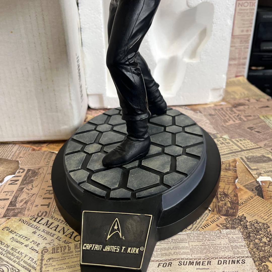 海外　希少　スタートレック　STAR TREK ジェームズ　フィギュア