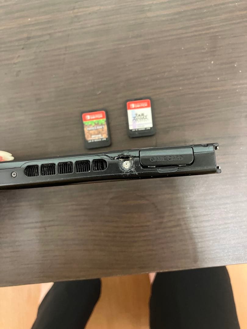 Nintendo Switch 本体 + ゲームカード2枚