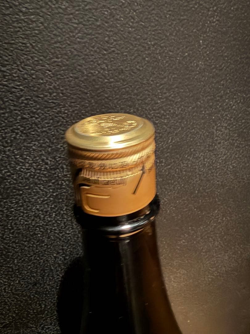 値下げ、 十四代 中取り 上諸白 酒未来1800ml　純米大吟醸　2025