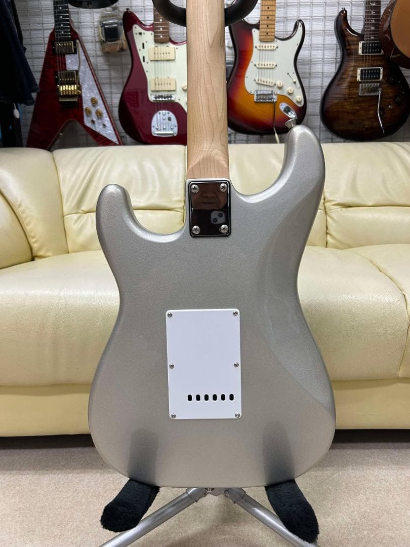 バッカス ストラトキャスターBACCHUS / BST-1R Silver