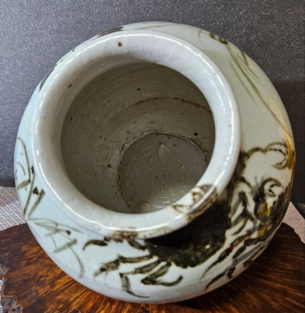 李朝系　鉄砂　鉄釉　蟹に水藻の図　瓶　壺 花入れ　花生け　オブジェ　茶道具茶器