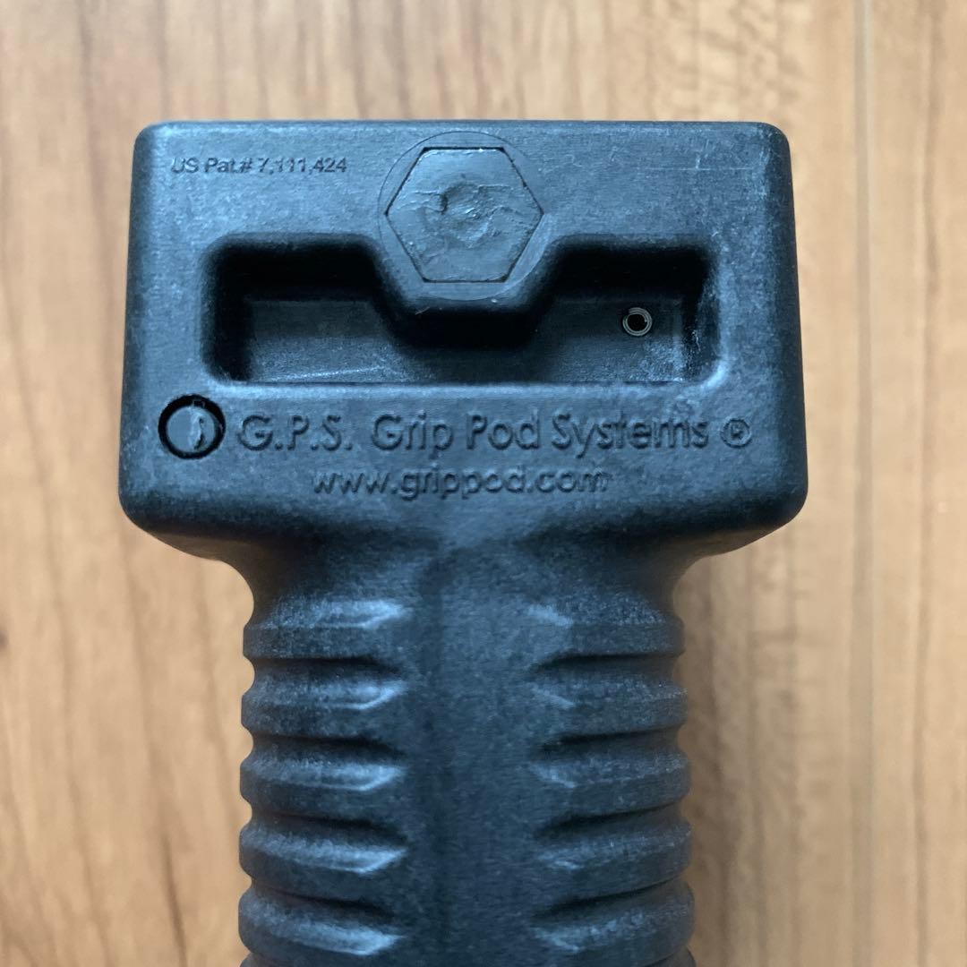 G.P.S. Grip Pod Systems バイポッドグリップ