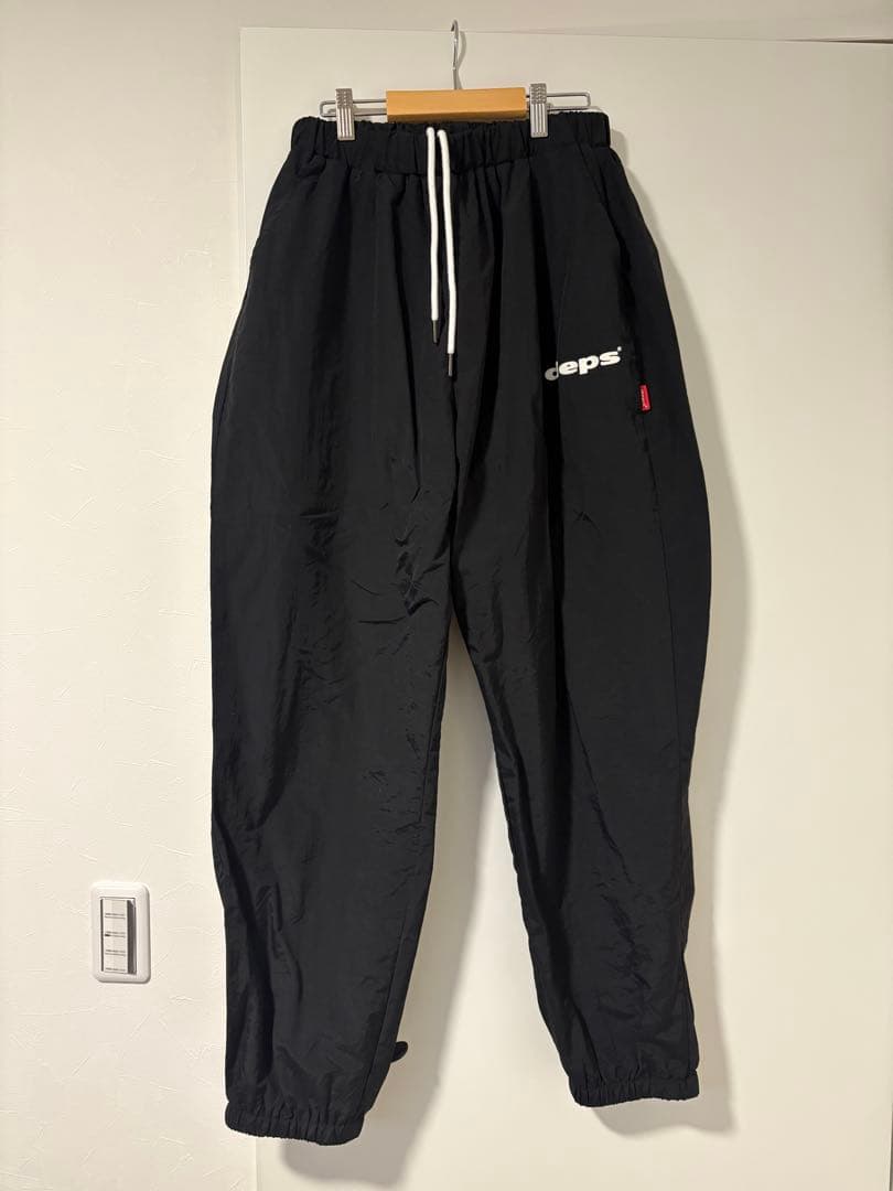 depsナイロントラックジャケット　ナイロントラックパンツ　セットアップ