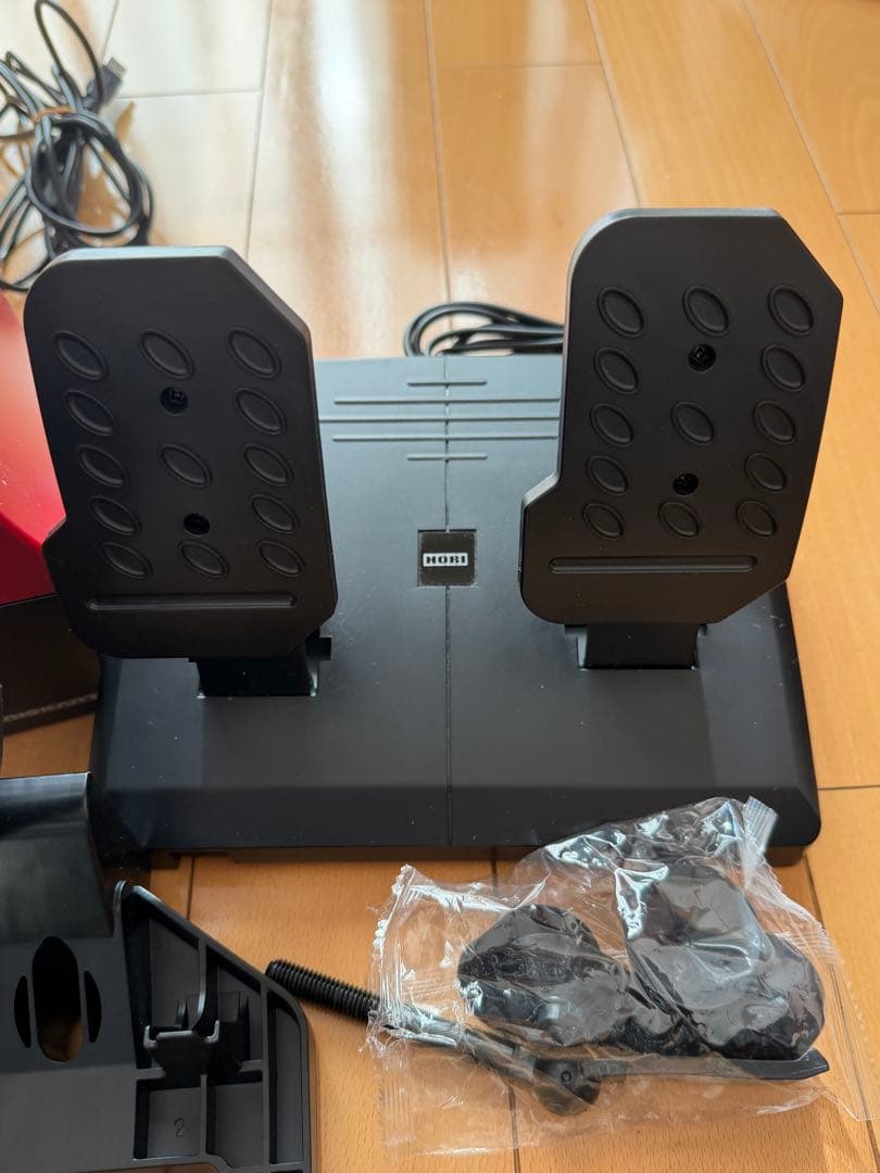 送料込み！HORI マリオカートレーシングホイールDX