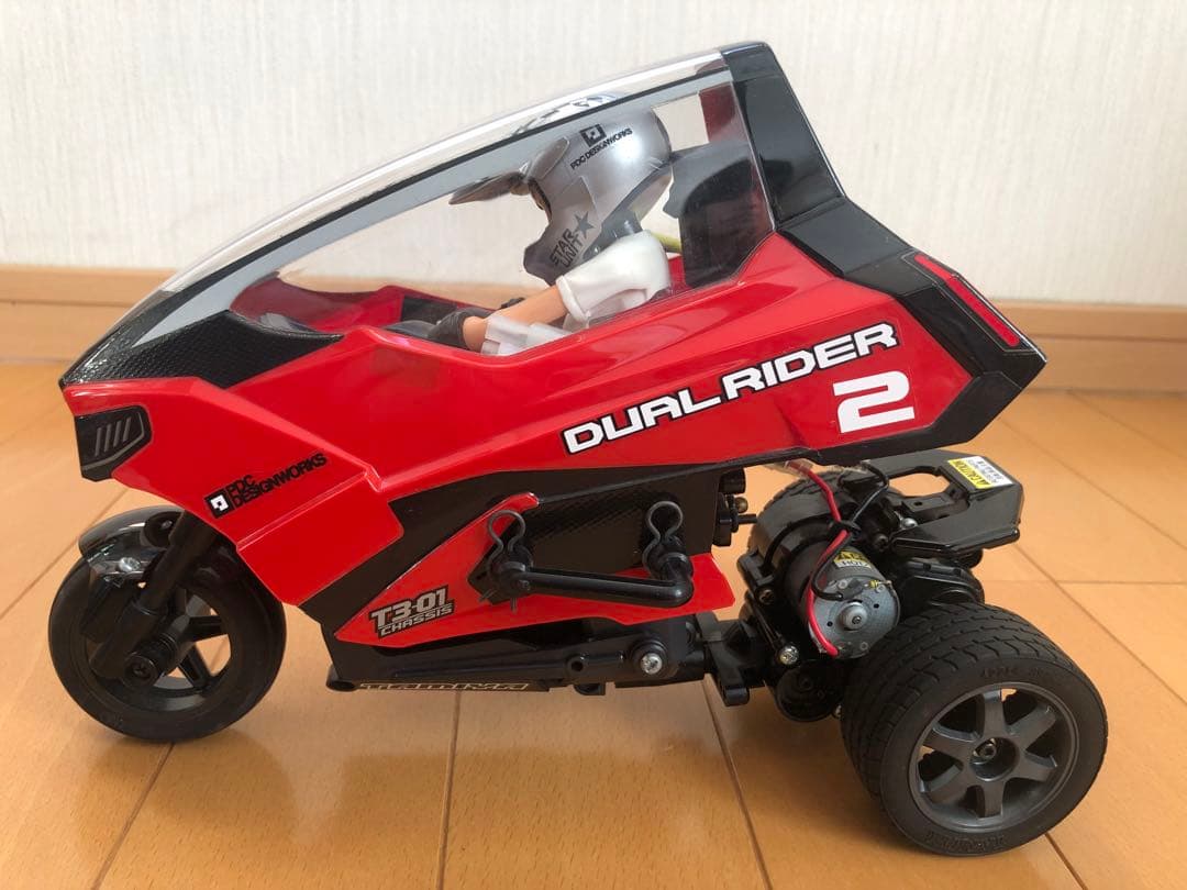 タミヤ トリプルホイール デュアルライダー（完成モデル）T3-01