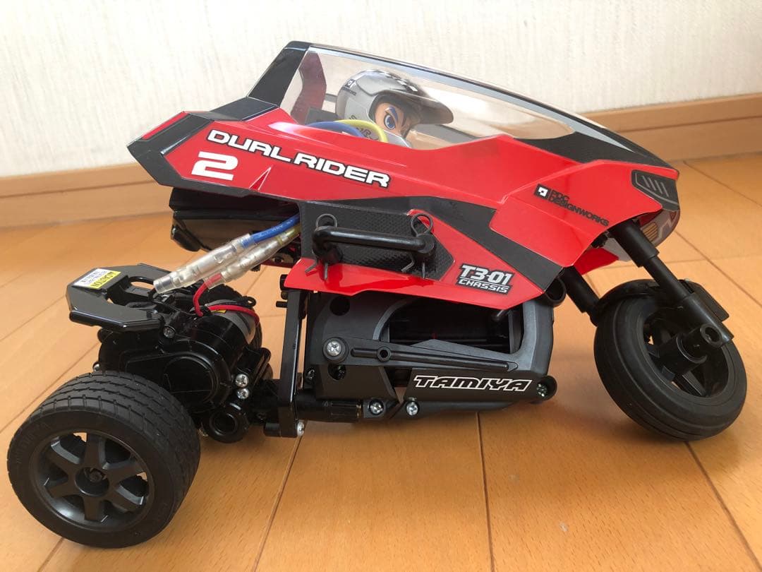 タミヤ トリプルホイール デュアルライダー（完成モデル）T3-01