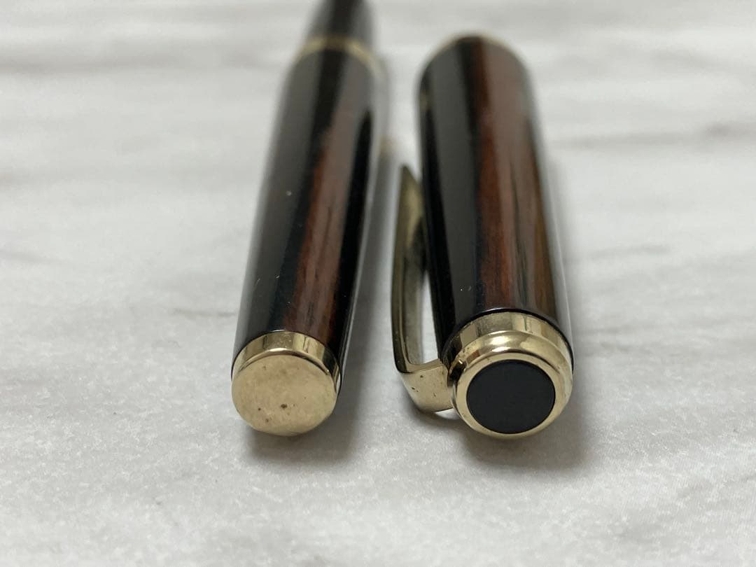 ジャンク★Sailor　セーラー　万年筆　木軸　世界の銘木シリーズ　18K