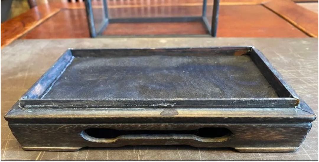 中国　青磁人物像ペア・鑑賞ケース付 ・ヴィンテージ　レア ・中国　台湾茶器