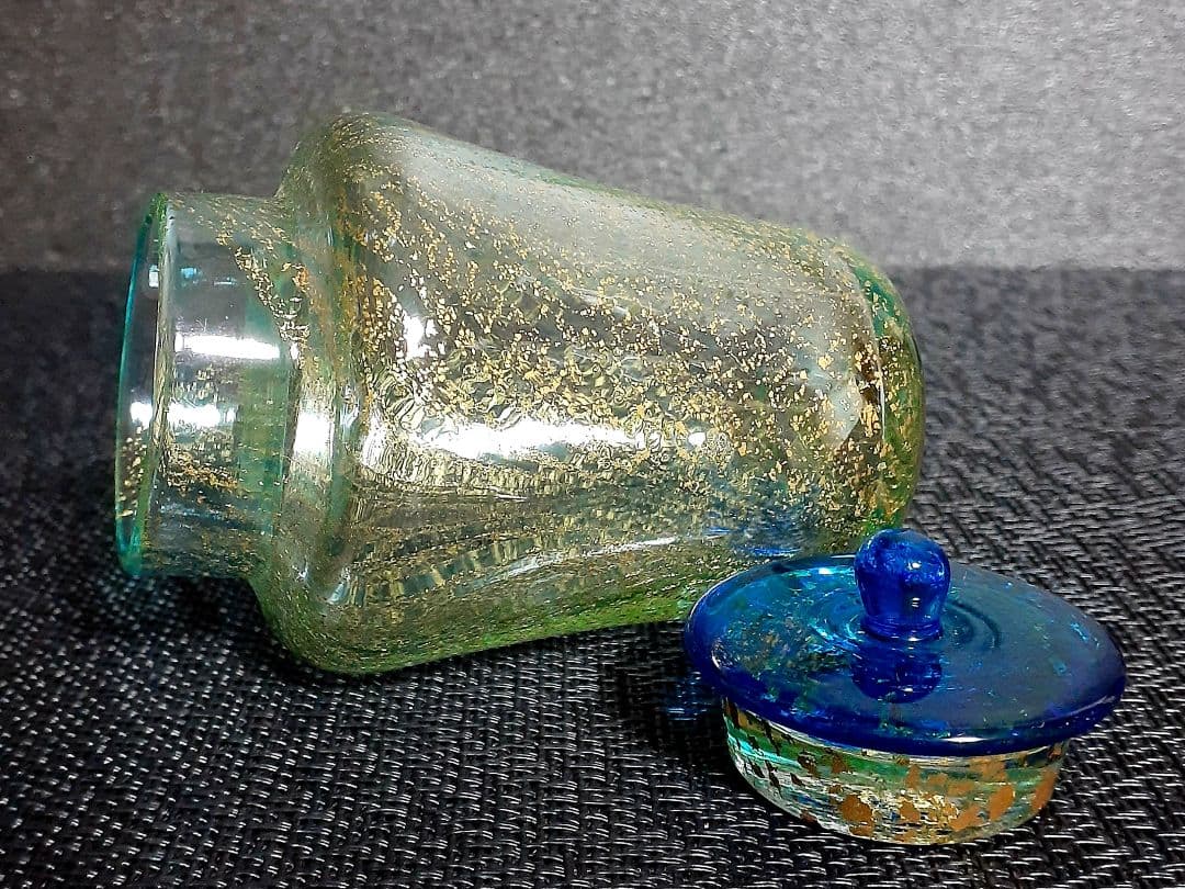 人気ガラス作家【吉本雅塵】作　池袋東武百貨店　【個展出品作品】　金彩ガラス　蓋物