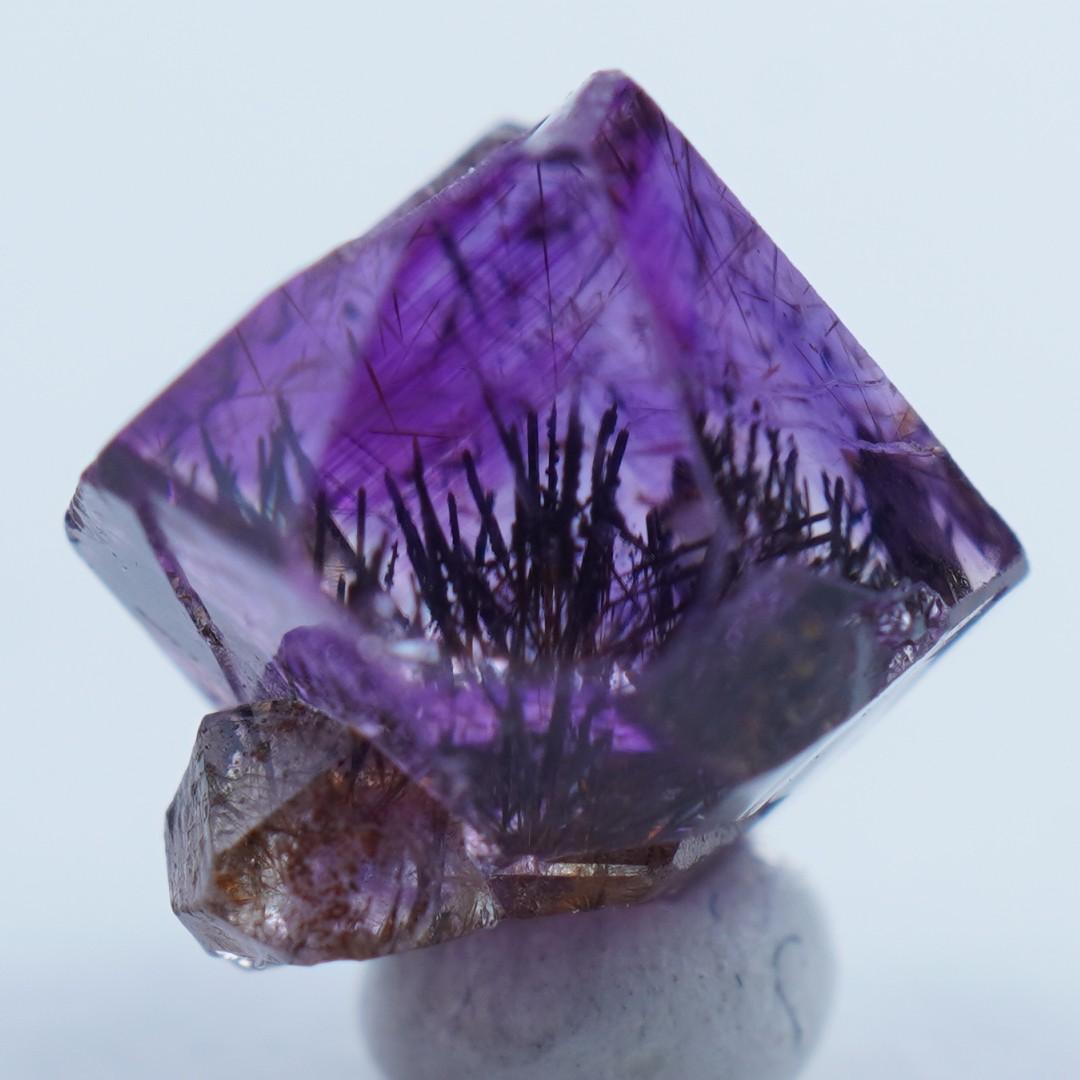 れれ 虹入りアイオライトキューブ mini + 原石4点