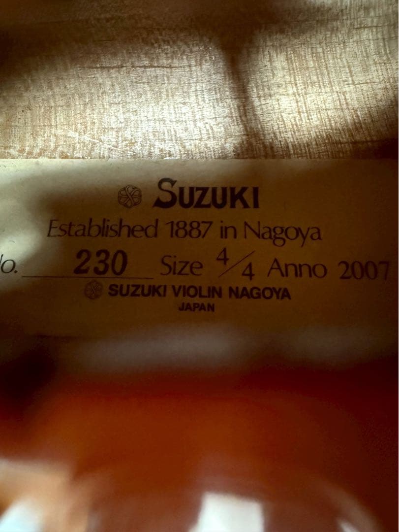 スズキ　バイオリン本体 木製 クロス付き　ケース