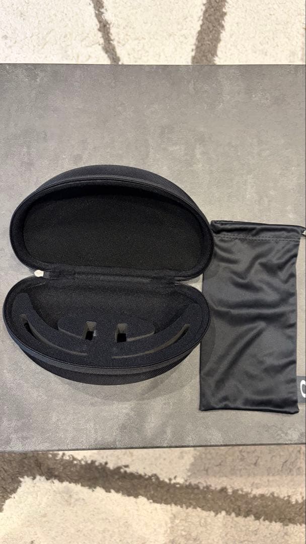 Oakley スポーツサングラス レーダーロック　ケース付き