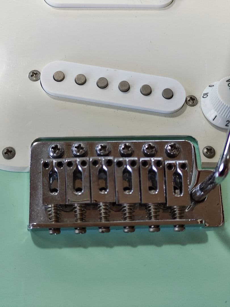 Squier ストラトキャスタータイプ エレキギター純正ケース 弦付