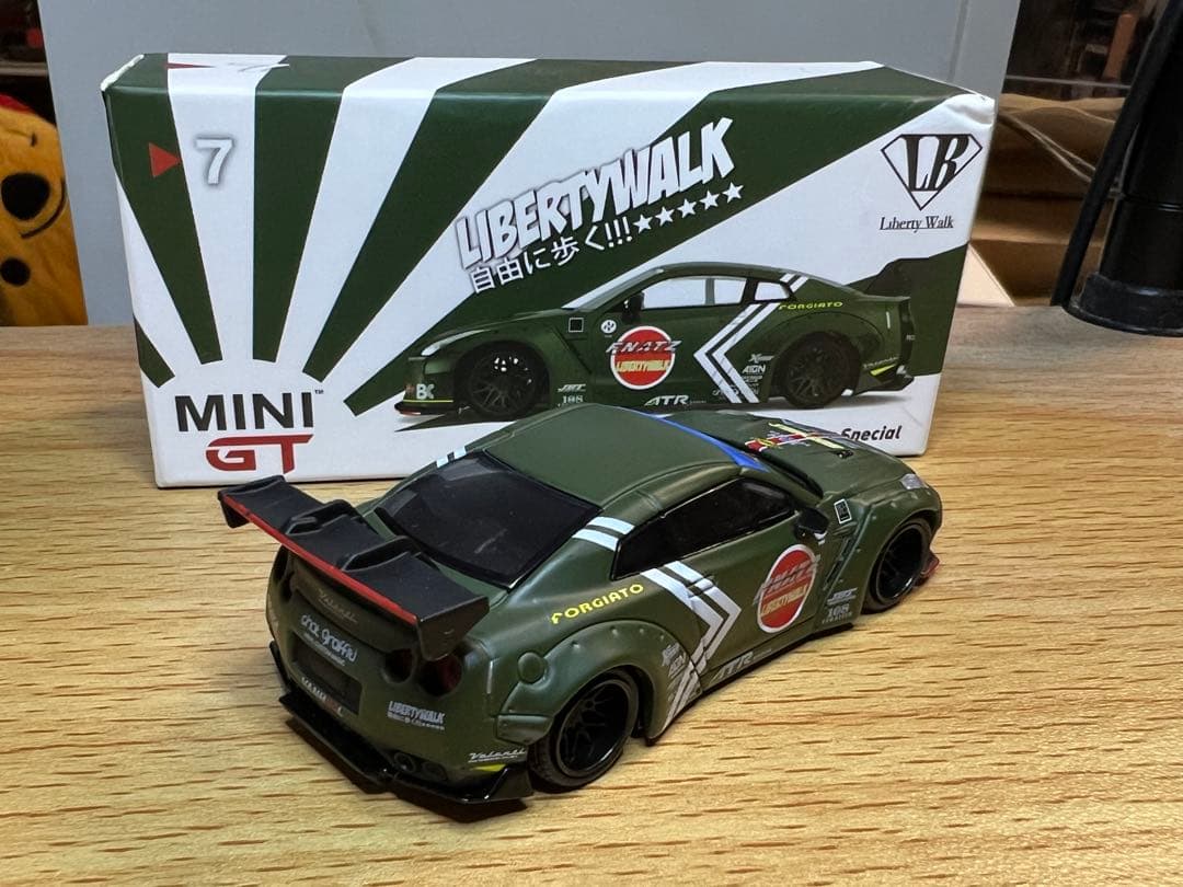 MINI GT LBWK Zero Fighter r35 GT-R零戦
